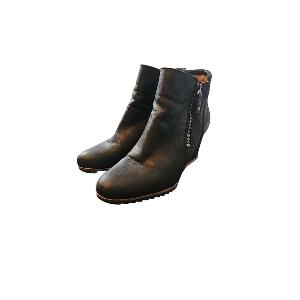 Women's‎ Black Soul Naturalizer Haley Wedge Bootie size 9M